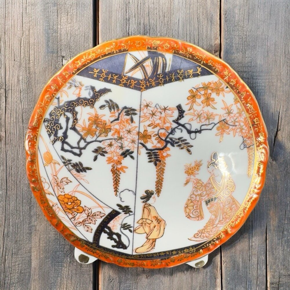 Vintage Saji Fine Porcelain Vase Vessel Amari Japanese Vase Floral Pattern Japan